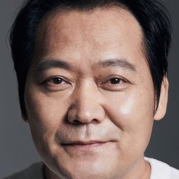 金時鉉 飾演 Chief Police
