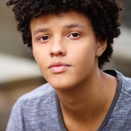 Jacques Colimon 飾演 Max