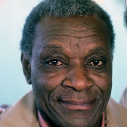 摩西·岡恩 - 奶奶助選演員 飾演Welton J Waters