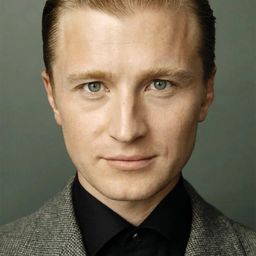 Vyacheslav Chepurchenko - 他是龍演員 飾演