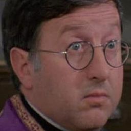 Dino Emanuelli 飾演 il maggiordomo