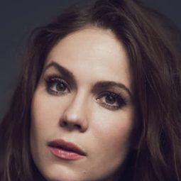 Pihla Viitala - 雷克雅未克鯨魚大屠殺演員 飾演Annette