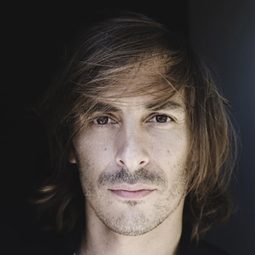 湯瑪士·希梅卡 飾演 John Rapoport