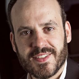 Antonio Romero 飾演 Fede