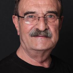 梅廷·焦什昆 飾演 Dede