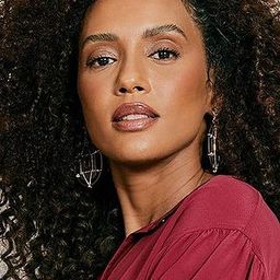 Taís Araújo 飾演 Ana Cavalcante