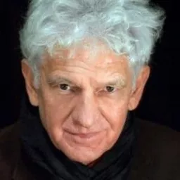 Nello Mascia 飾演 Vanacore