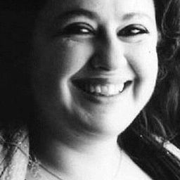 Clelia Piscitello - 我要得太多，你給得太少演員 飾演Domenico's mother-in-law