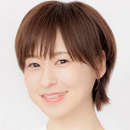 徳井青空 飾演 Yuzu (voice)