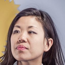 Nancy Whang 飾演 Self