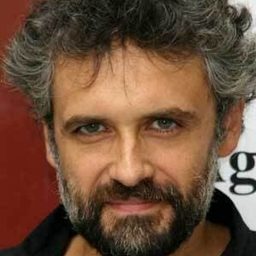 保杜拉 飾演 Nacho