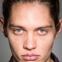 阿里安·戴維塔克 飾演 Danielito