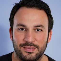 費里特·阿克圖 - 做自己萬歲演員 飾演Şehmuz