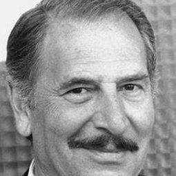 Mario Erpichini - 女性上位時代演員 飾演Franco