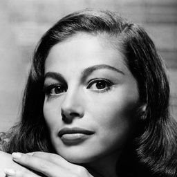 Pier Angeli 飾演 Ynez