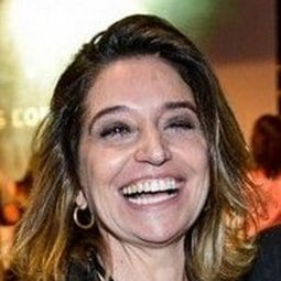 Elena Soarez - 父親的椅子編劇