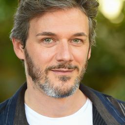 山謬賽斯 飾演 Samuel Maleski