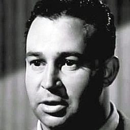 Stanley Prager - 槍瘋演員 飾演Bluey-Bluey