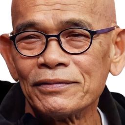 蘇特普·彭葛姆 飾演 Pae Buffgun