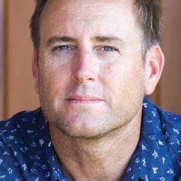 Ross Williams 飾演 David Guilderman