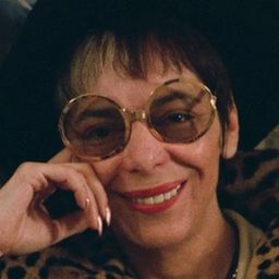 Shirley Clarke 飾演 Self