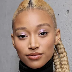 雅蔓德拉·史坦柏 飾演 Cataleya Restrepo (Age10)