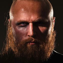 Tommy Budgen 飾演 Tommy End