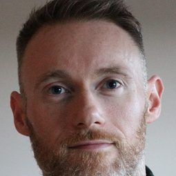 Colin Thornton - 瘋狂瑪莉脫單記編劇