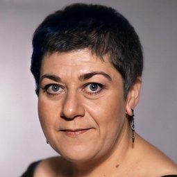 Serra Yılmaz - A Perfect Day演員 飾演Gelataia