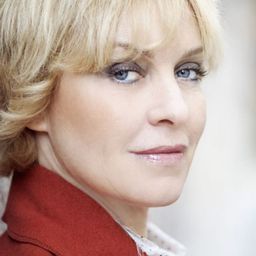 Manuela Morabito 飾演 Madre di Nina