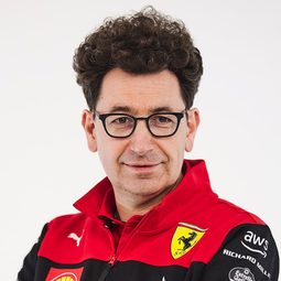 Mattia Binotto 飾演 Self
