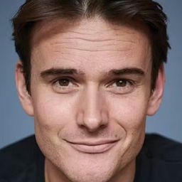 卡斯柏·達爾斯加德 飾演 Malthe