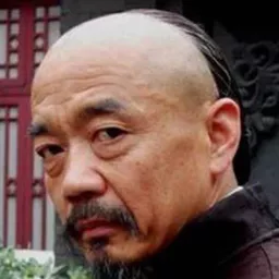 尚鐵龍  飾演 Jiang