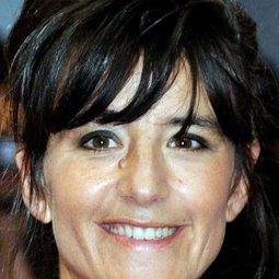 荷曼·波林傑 飾演 Romane