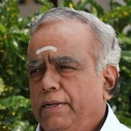 Pyramid Natarajan 飾演 