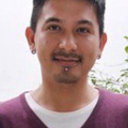 萊恩·迪龍 飾演 Ale