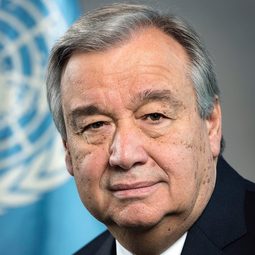 António Guterres 飾演 Self