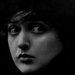 Florence Reed 飾演 Miss Havisham