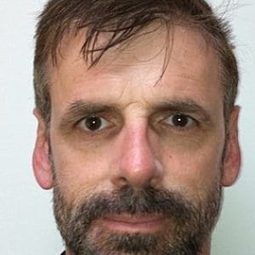 Kevin Hudson - Who Killed Nelson Nutmeg?演員 飾演Man in Black snooping around