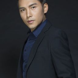 秦立洋 飾演 Dr Chen