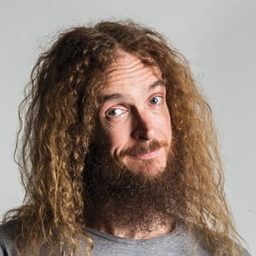 Guthrie Govan 飾演 Self - Guitar