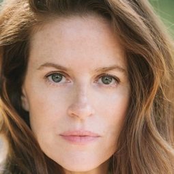 Annemarie Lawless - 日日夜夜演員 飾演Bombmaker's Assistant