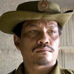 毛芒·毛芒·辛 飾演 Tint