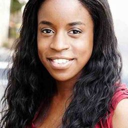 貝琳達·瓊布維 飾演 Ensign Washington