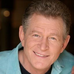 David McCharen 飾演 The Shredder / Oroku Saki (voice)