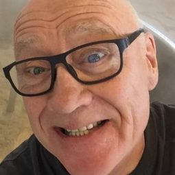 Thor Michael Aamodt 飾演 Bestefar Andersen