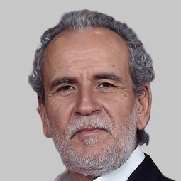 Guillermo Toledo - 飛常性奮演員 飾演Ricardo Galán