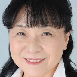 平 ますみ 飾演 Grandmother (voice)