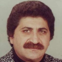 Yusuf Çetin 飾演 Jir