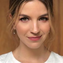 Marcela Kloosterboer 飾演 Romina